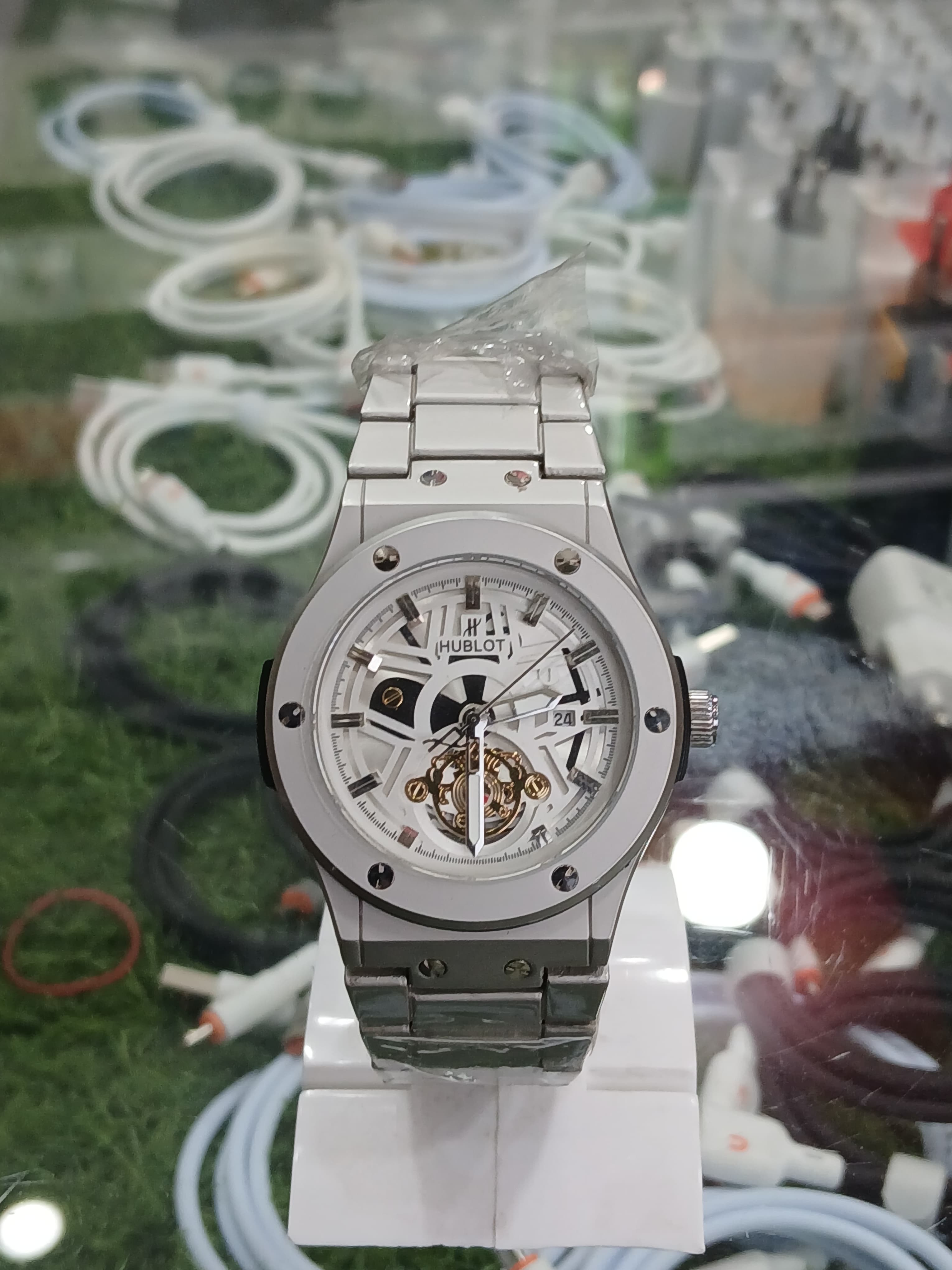 Matte Chain Luxury Watch – Royal Prestige Edition
