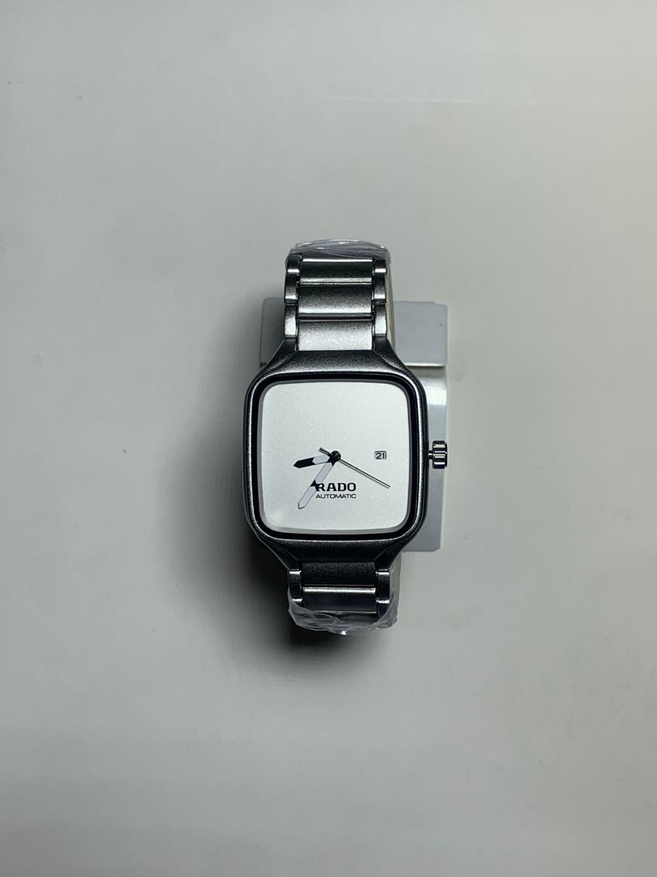 White Obsidian Frame